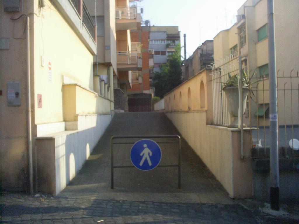 Passeggiate Romane B&B מראה חיצוני תמונה
